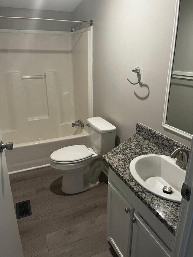 Photo - 4 Bedrooms 3 Bath