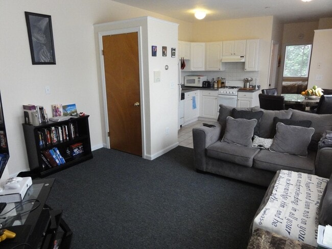 Photo - 126-128 Vernal St Unit 3