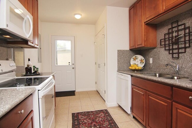 Photo - 6832 Bellgreen Dr Unit C