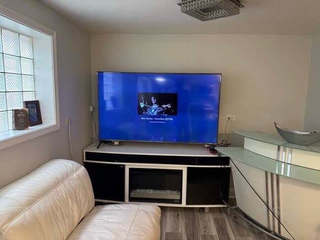 Photo - 11540 S Racine Ave