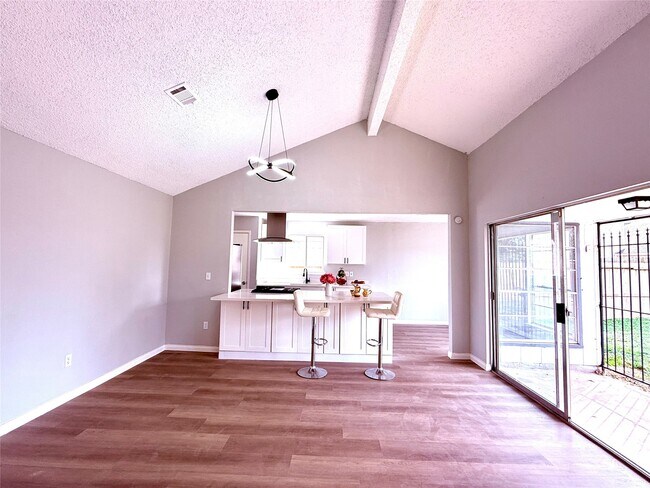 Photo - 12071 Plumbrook Dr