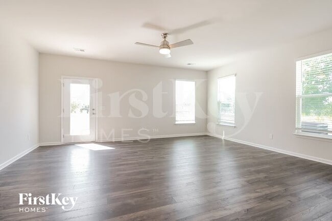 Photo - 465 Yoshino Cherry Dr