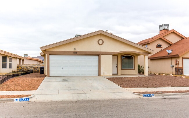 Building Photo - Stylish Northeast Home w/ Refrigerated Air, just minutes Ft. Bliss!