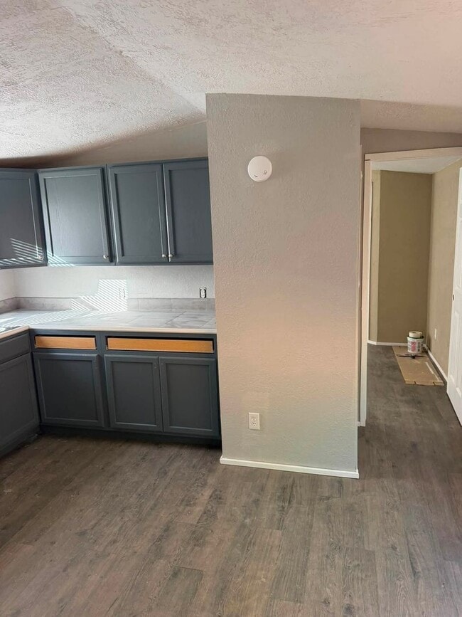 Building Photo - Newly Remodeled 2BD/2BA Trailer home $1450 a month, available 8/15 for year-long lease