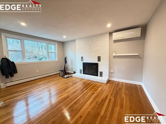 Photo - 110 Pine Hill Cir