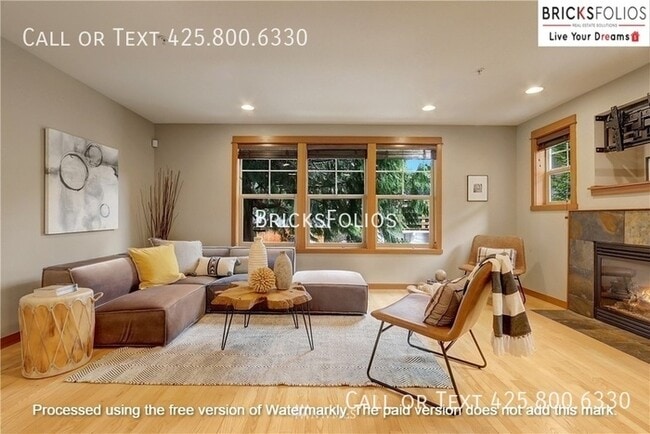 Experience the Best of Both Worlds: Cozy R... - Experience the Best of Both Worlds: Cozy R... Townhome