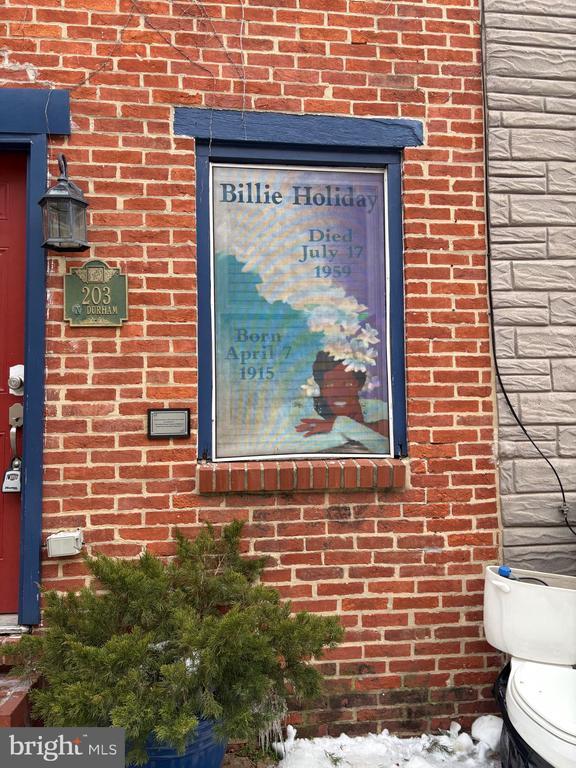 Photo - 229 S Durham St