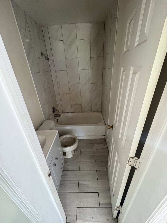 Photo - Pursley Court Apartments