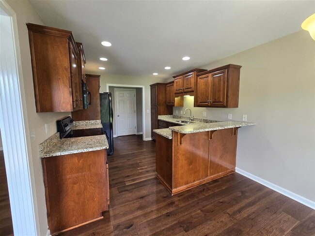 Photo - 309 Eureka Way