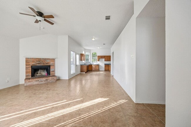 Photo - 1602 Develon Dr