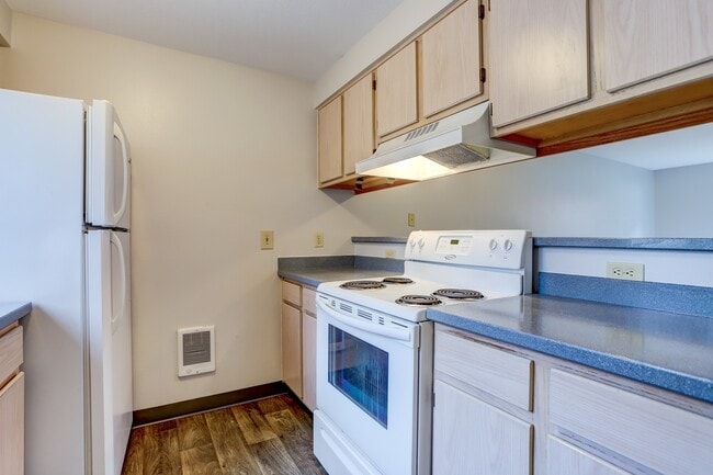 Photo - Division Street Townhomes-13334-23NK