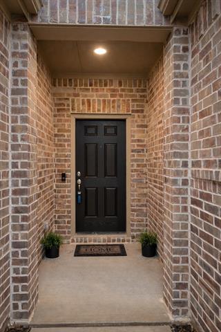 Photo - 1604 Sawyer Dr