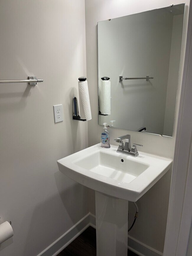 Photo - Spartanburg - 3Bd/2.5Ba