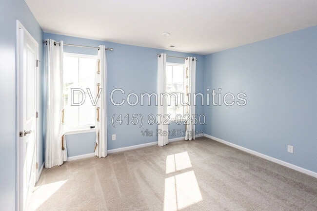 Photo - 7226 Hillsview Dr