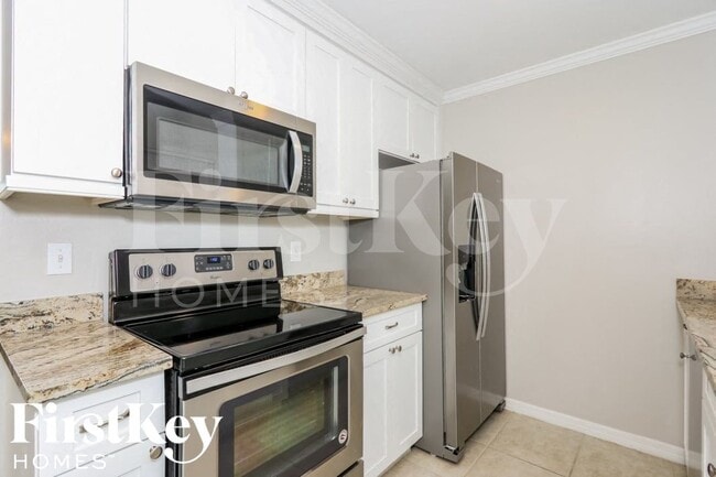 Photo - 9217 Pomelo Rd E