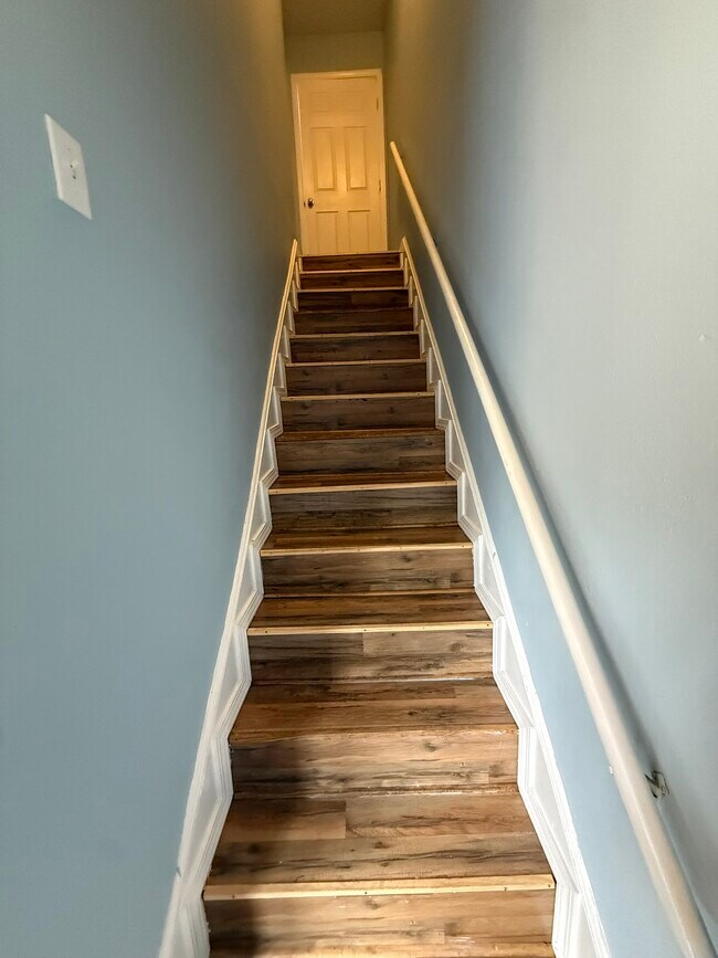 Photo - 1625 Martin Bluff Rd