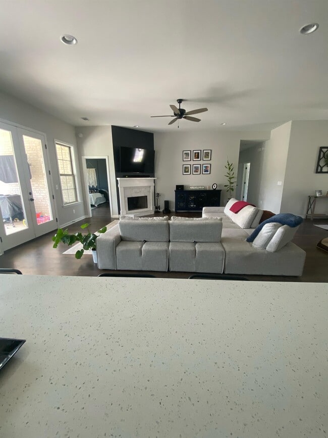 Photo - 9183 Helena Dr