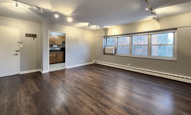 Photo - 4950 N Marine Dr Unidad 503