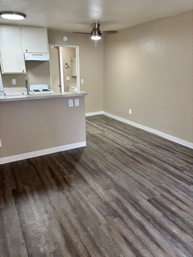 Photo - Park Yale Senior Apartments