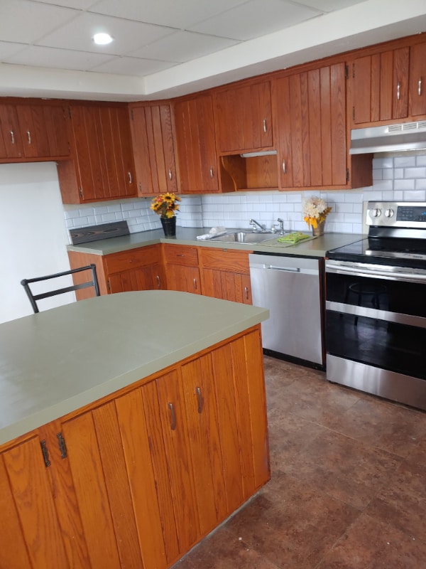 Photo - 23 N Front St