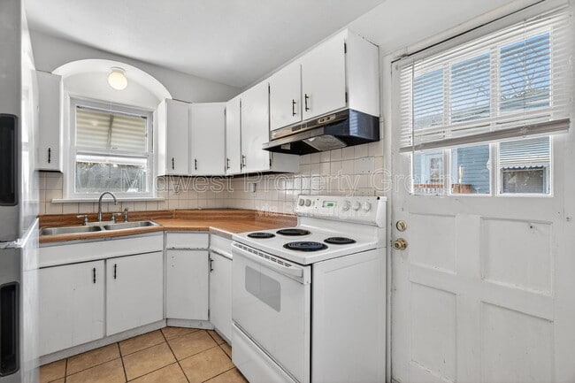 Photo - 9923 Jeffrey Dr