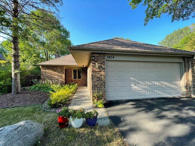 Photo - 5854 Red Cherry Ln