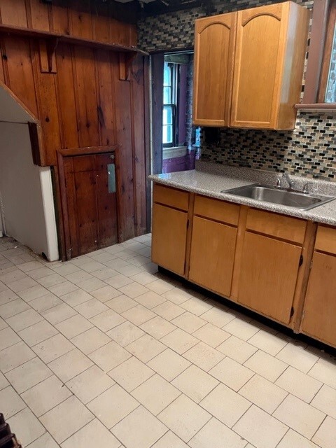 Photo - 159 Tysen St