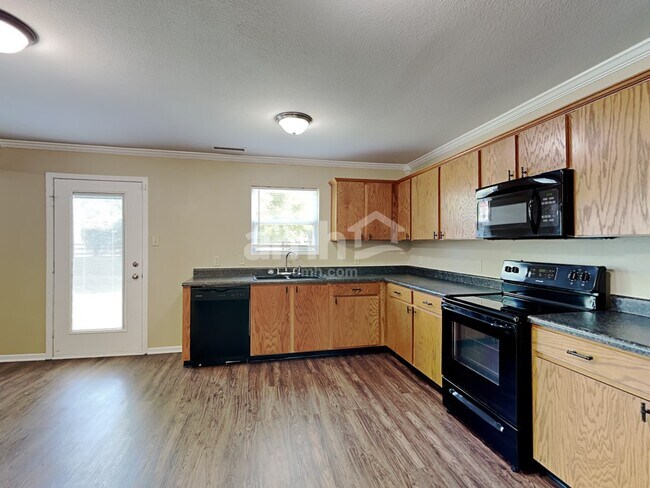 Photo - 8441 Wheatfield Dr