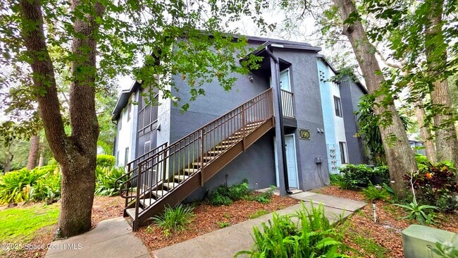 Building Photo - 190 Riverbend Dr Unit 102 Rental