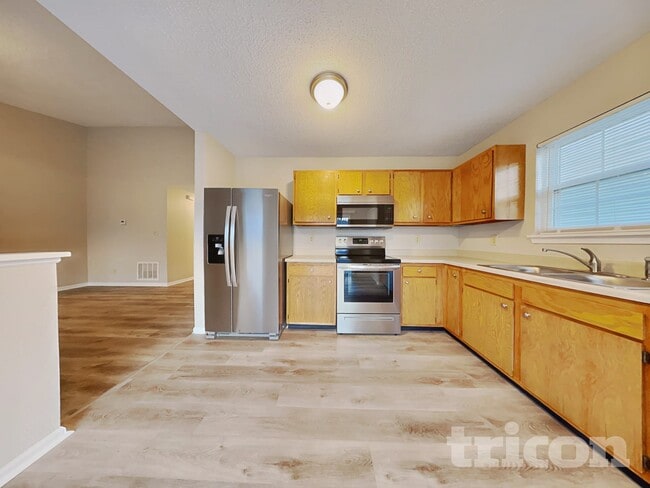 Photo - 7114 Harness Lakes Dr