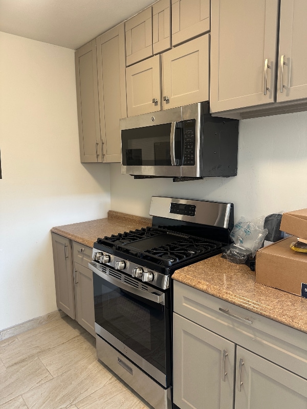 Photo - 1317 W 97th St Unit 1