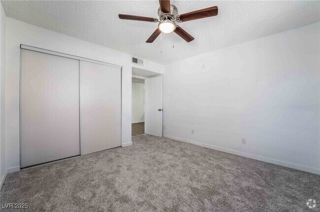 Building Photo - 230 Mission Newport Ln Unit 105 Rental