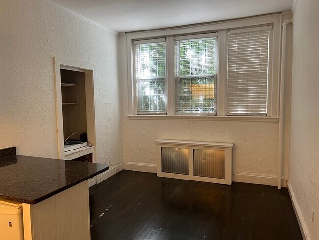 Photo - 90 Kilsyth Rd Unit 3