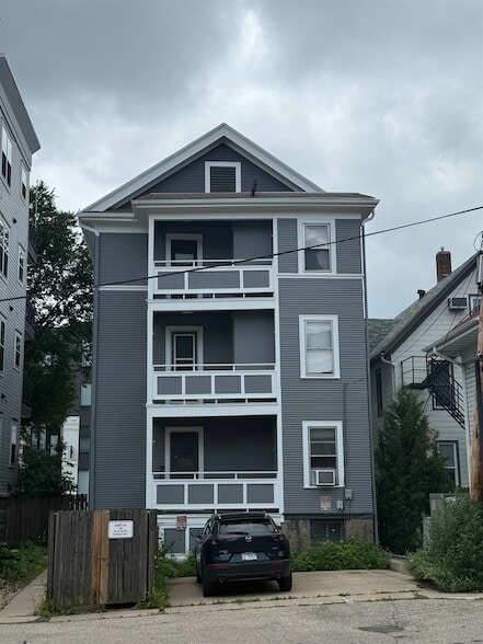 Photo - 213 S Broom St Unidad 3