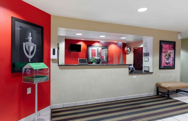 Furnished Studio-Dallas - Greenville Avenue