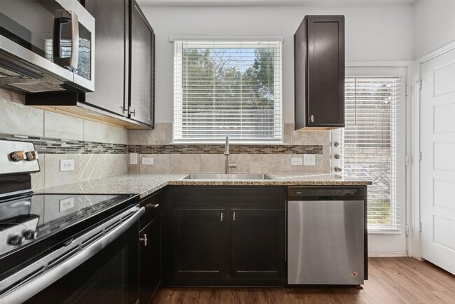 Photo - 6101 Steep Cactus Trail