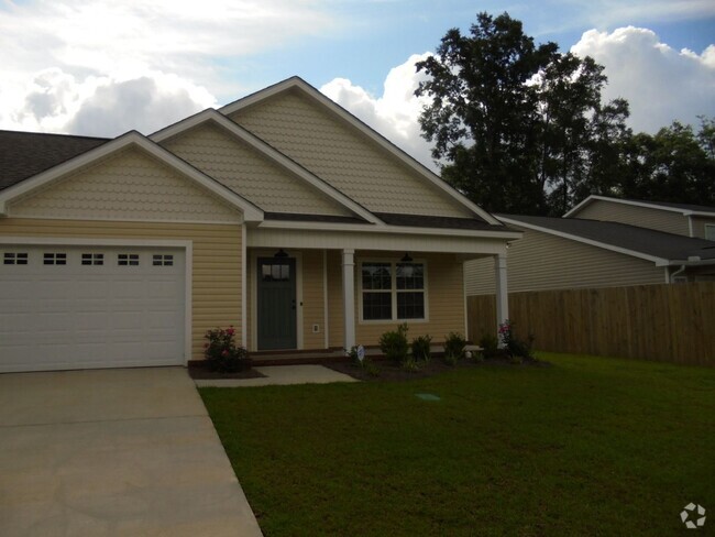 Building Photo - Cottages at Woodland Park, Enterprise, AL Rental