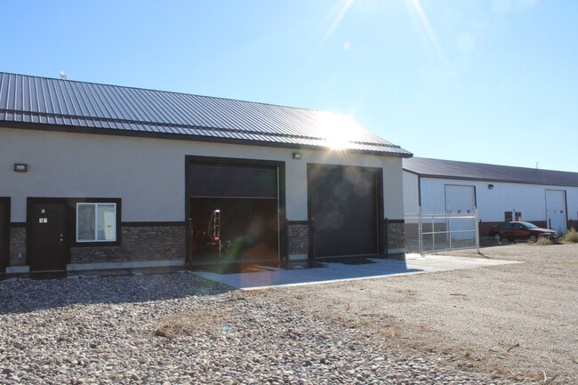 Building Photo - 57 W 465 N