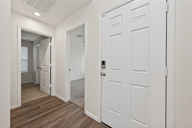 Photo - 11933 Summer Oak Trl