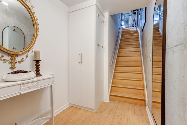 Photo - 388 Richmond St W Unité 516