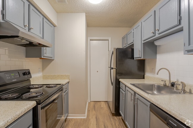 2BR,2BA