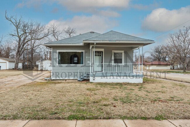 Photo - 2101 S Water St House