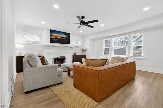 Photo - 3326 E Overlook Rd