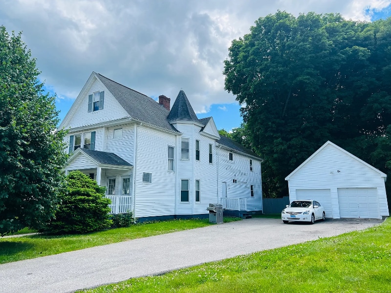 Photo - 93 Prospect Ave Unidad B 2nd Floor