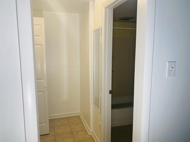 Photo - 4570 MacArthur Blvd NW