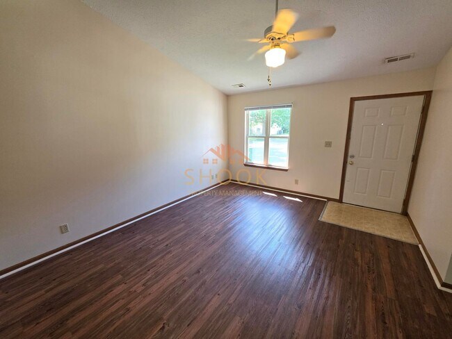 Photo - 2817/2819 Plaza Ln Unit 2817 Plaza Ln