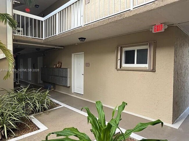 Photo - 7920 Camino Real Unidad M-111