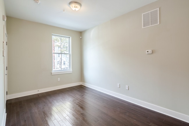 Photo - 2012-2030 W Girard Ave