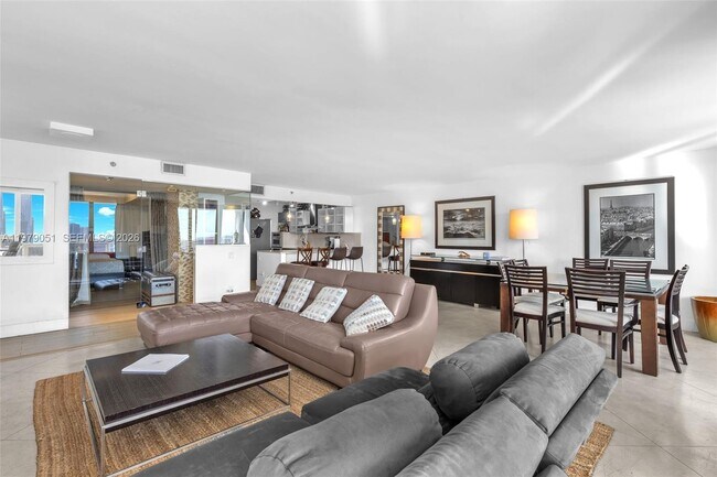 Photo - 1717 N Bayshore Dr Unit A-2654