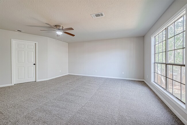 Photo - 3102 Glenn Lakes Ln